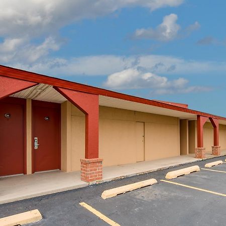 Travelers Inn Midwest City Eksteriør billede